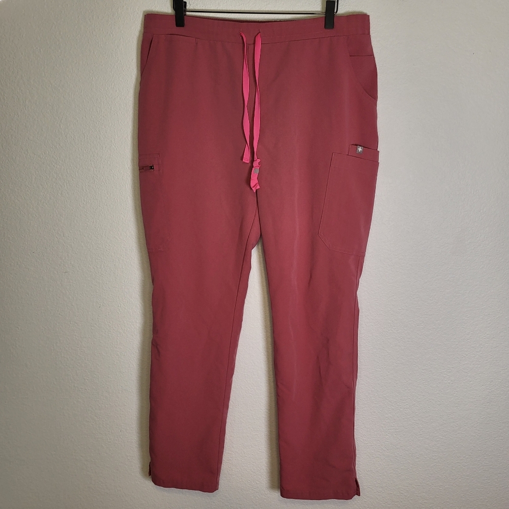 Figs Yola Skinny Leg Scrubs Pants in Breast Cancer Awareness Pink size Large